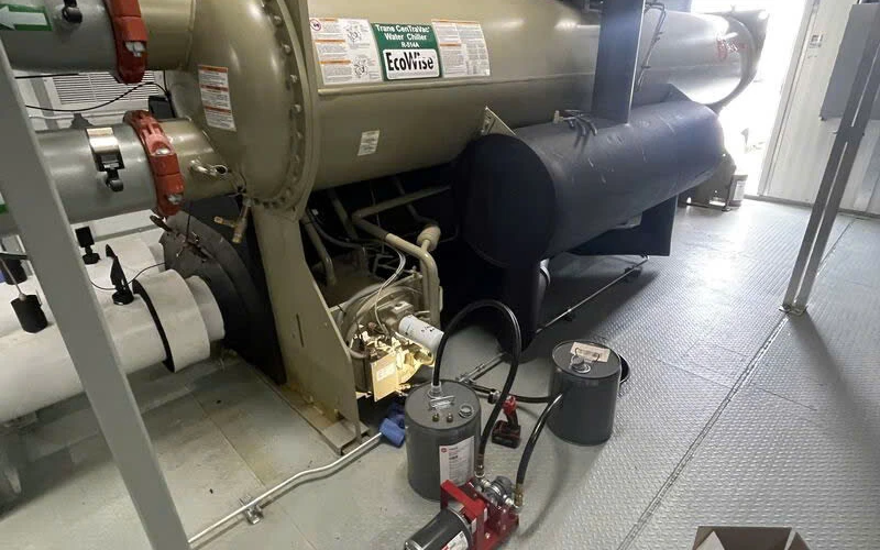 Kiểm Tra Rò Rỉ Áp Lực Cao, Hút Chân Không & Nạp Gas Chiller R134a / R410A
